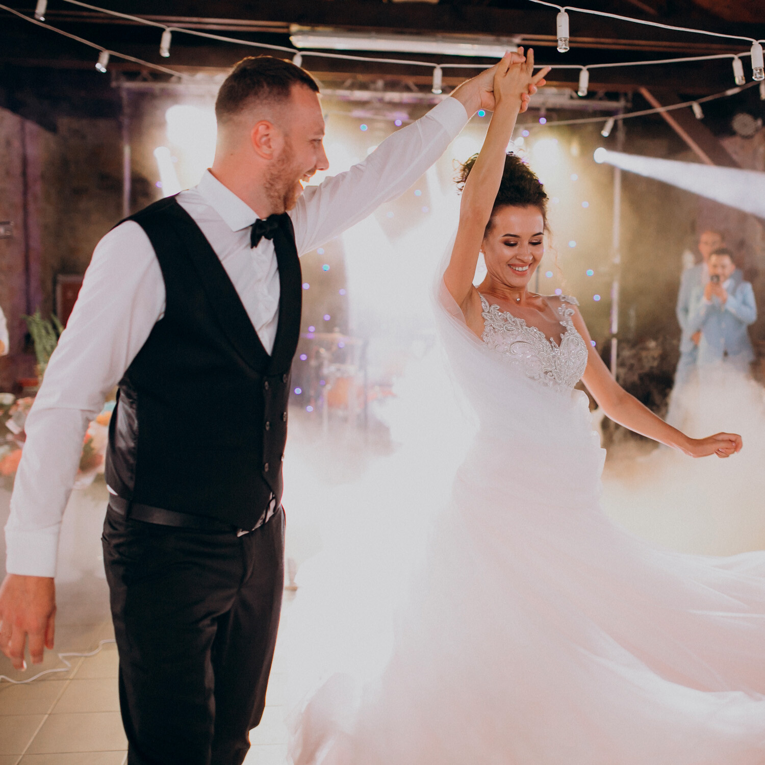 wedding-couple-dancing-their-first-dance wedding-couple-dancing-their-first-dance